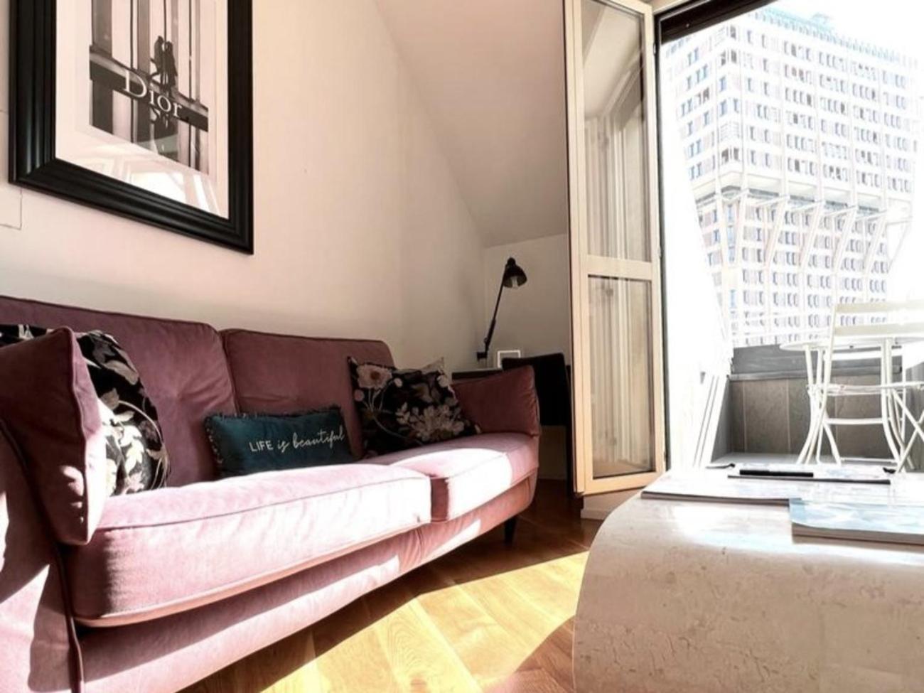 Comecasa Attic 5 Min Walk From Duomo มิลาน ภายนอก รูปภาพ
