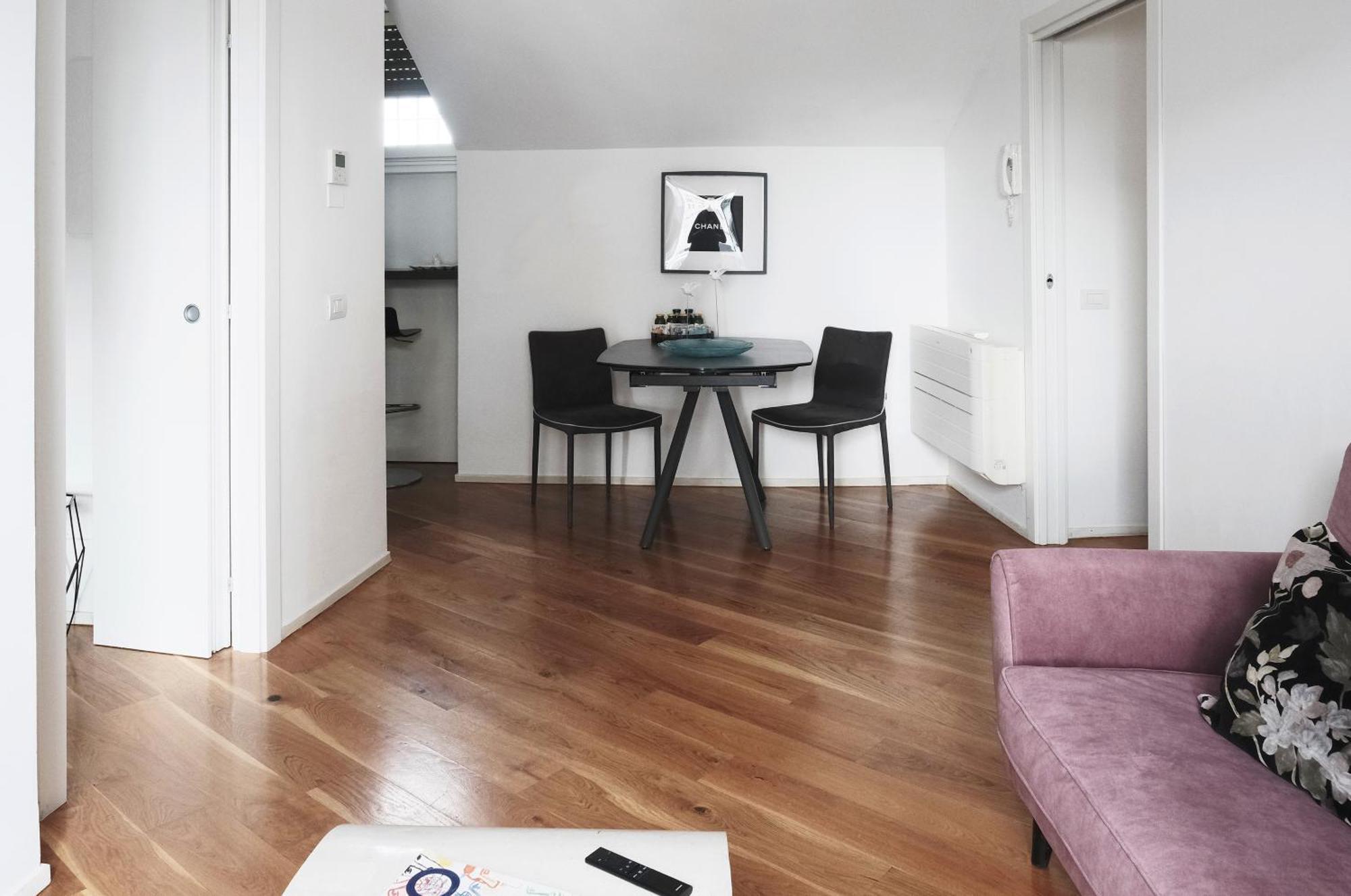 Comecasa Attic 5 Min Walk From Duomo มิลาน ภายนอก รูปภาพ